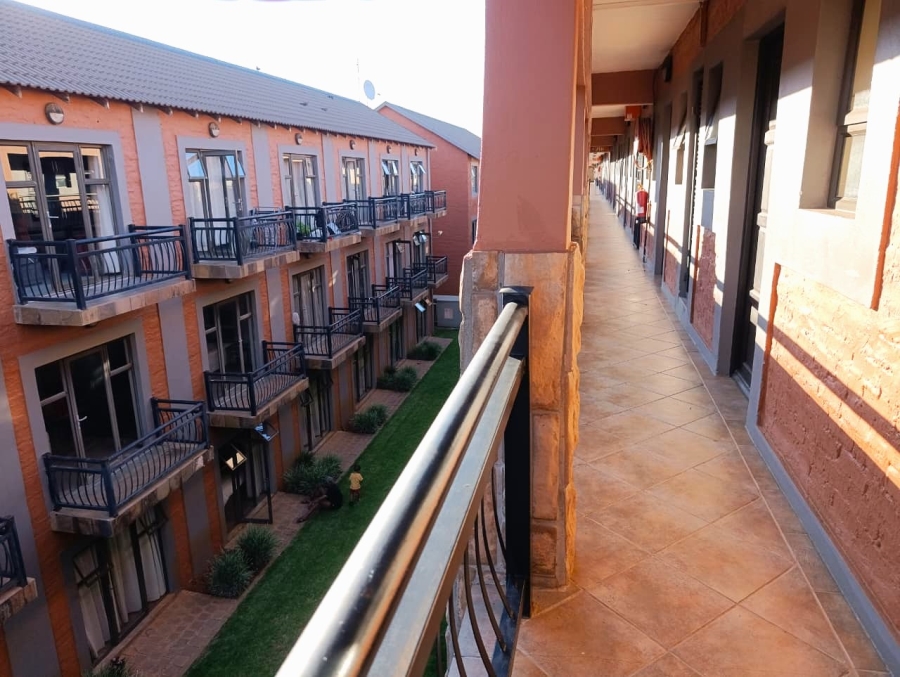 1 Bedroom Property for Sale in Vredenhof Sh Free State